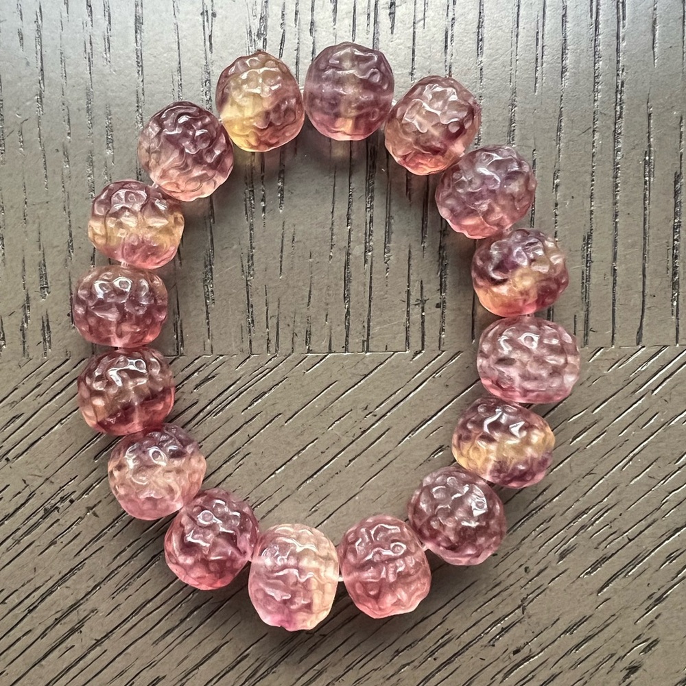 Beautiful fluorite bracelet 12mm SIZE 6.25’ ( See pictures) - Picture 4 of 8